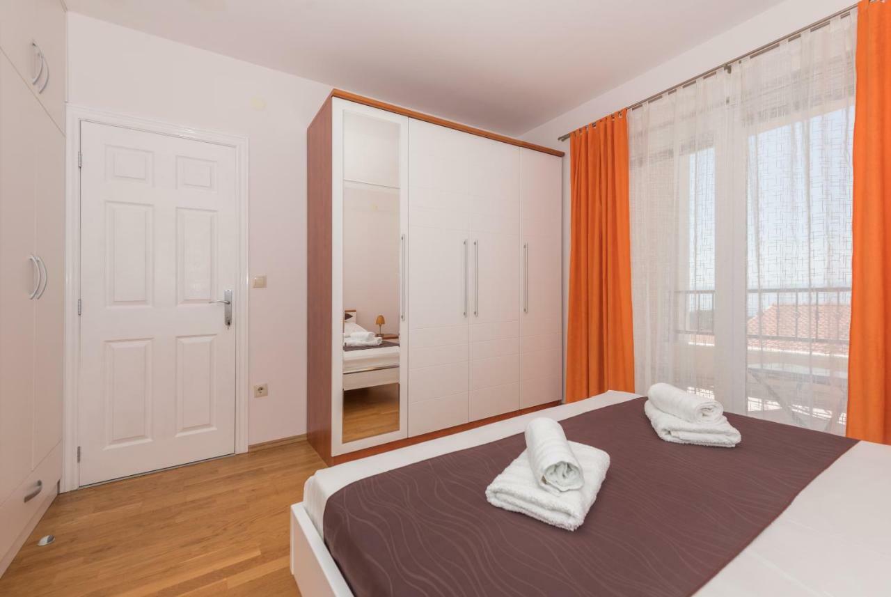 Apartments Naja Makarska Exterior photo